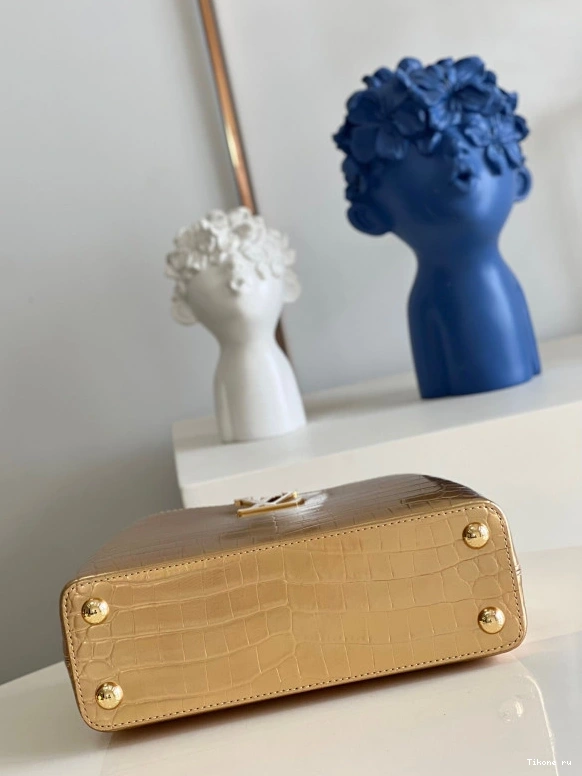 Affordable CAPUCINES LOUIS VUITTON BB 0804